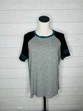 Torrid Super Soft Grey Slub Jersey Raglan Baseball Tee Top Plus Size 1(1X)